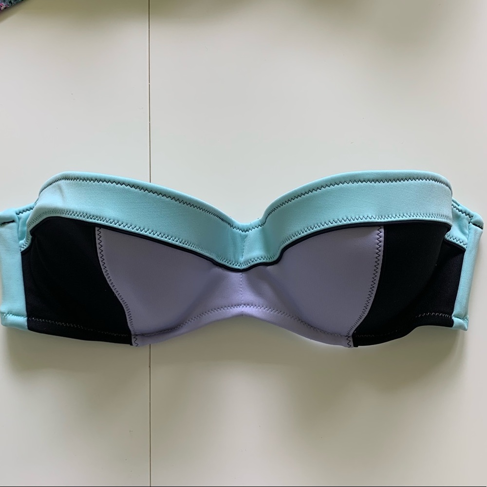 Victoria’s Secret Swim Strapless Bikini Top